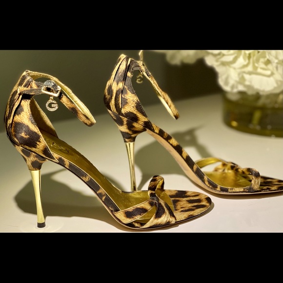 Guess by Marciano Shoes - Guess by Marciano size 7